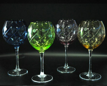 Color decorated glass