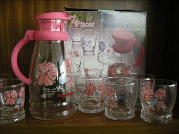 Glass pitchers set
